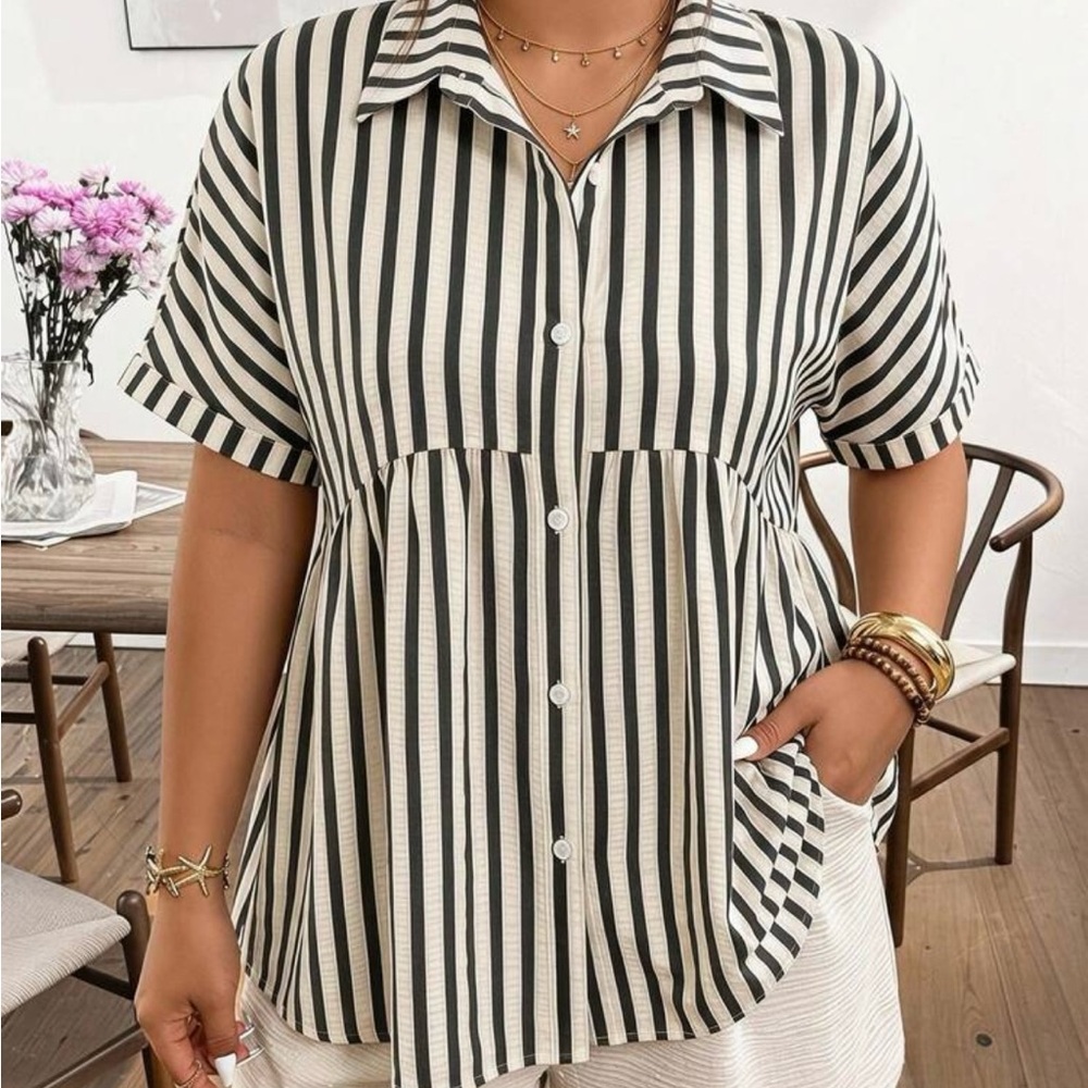 Striped Short-Sleeve Button-Front Peplum Top in Black & White